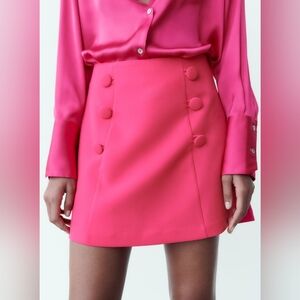 ZARA WOMAN BUTTONED SATIN EFFECT SKIRT PINK FUCHSIA Sz S Nwt